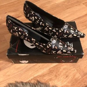Emily the strange kitten pointed pumps